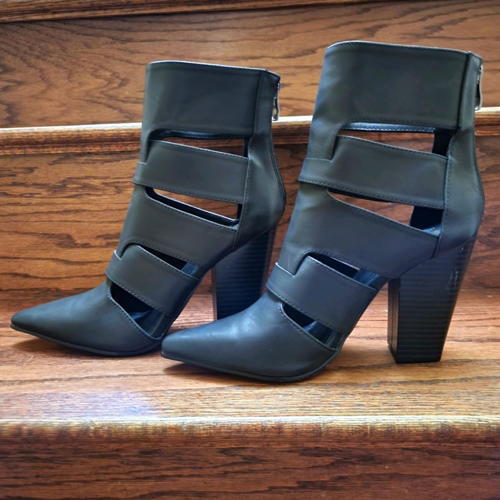 NY&C Black Boots (New without Tag)